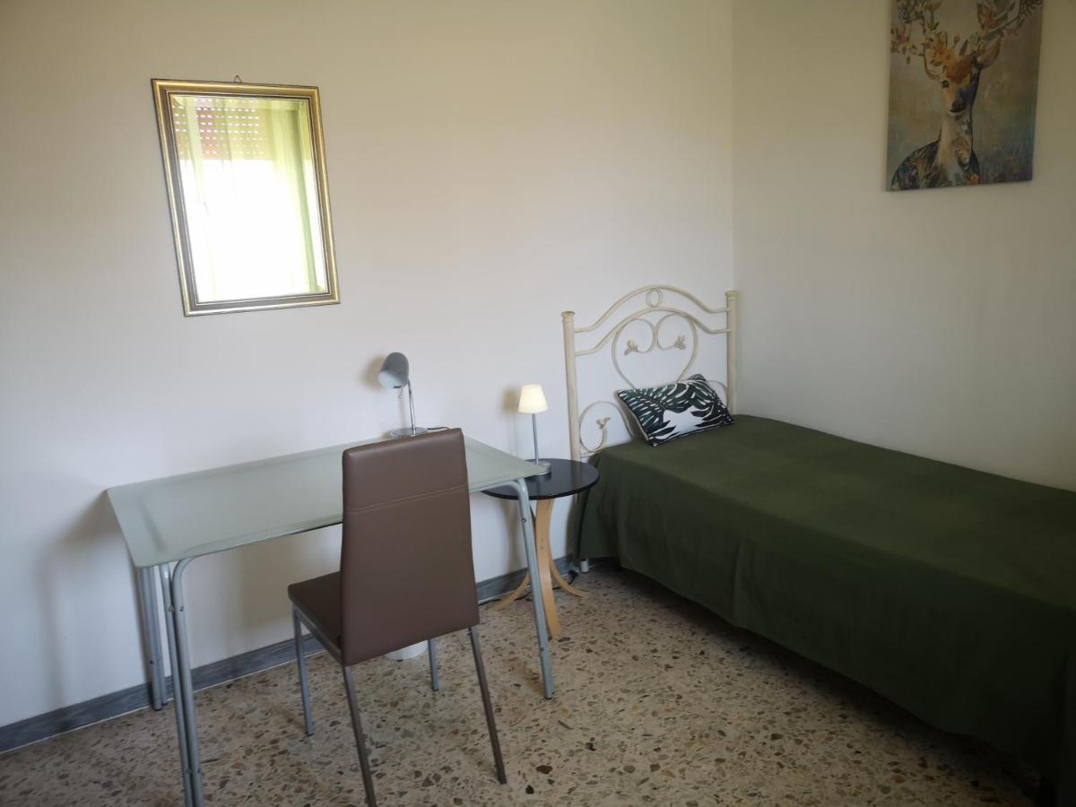 וילאנובה די אוסטוני Appartamento Il Porticciolo מראה חיצוני תמונה